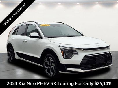 Used 2023 Kia Niro SX Touring