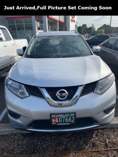 Used 2016 Nissan Rogue SV