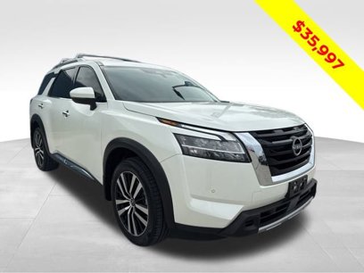 Used 2023 Nissan Pathfinder Platinum