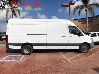 Used freightliner sprinter cargo van hot sale for sale