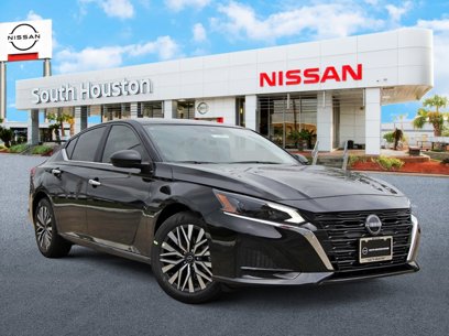 New 2025 Nissan Altima 2.5 SV