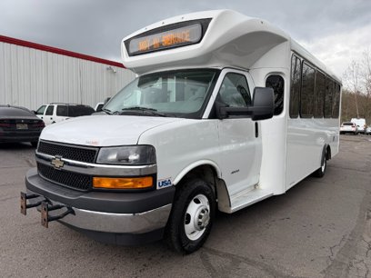 Used 2017 Chevrolet Express 4500 w/ Shuttle Bus Package