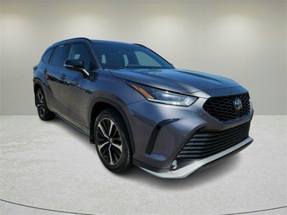 Used 2021 Toyota Highlander XSE