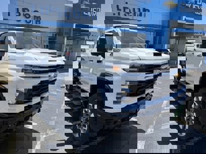New 2025 Chevrolet Silverado 2500 Custom w/ Custom Value Package