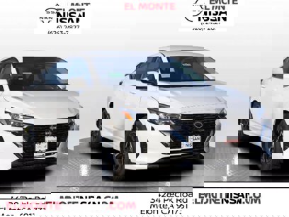 New 2025 Nissan Sentra SV w/ All-Weather Package