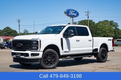 New 2025 Ford F250 XLT w/ Black Appearance Package