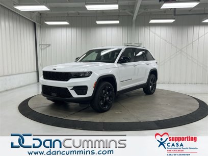 Used 2023 Jeep Grand Cherokee Altitude