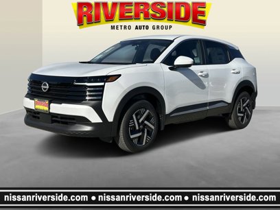 New 2025 Nissan Kicks SV