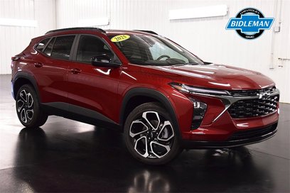 New 2025 Chevrolet Trax RS w/ Sunroof Package
