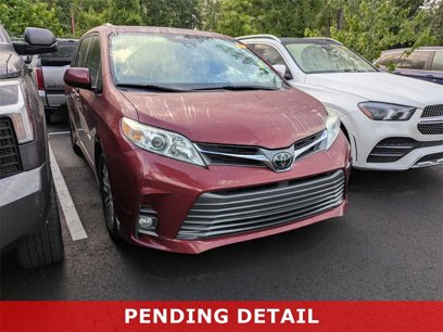 Certified 2020 Toyota Sienna XLE