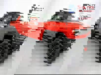 New 2025 GMC Hummer EV 2X w/ LPO, Sport Package