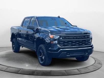 Used 2025 Chevrolet Silverado 1500 Custom Trail Boss w/ Dark Appearance Package