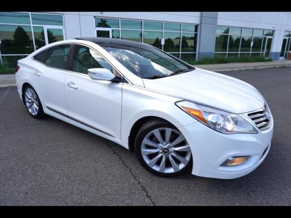 Used 2013 Hyundai Azera w/ Technology Pkg