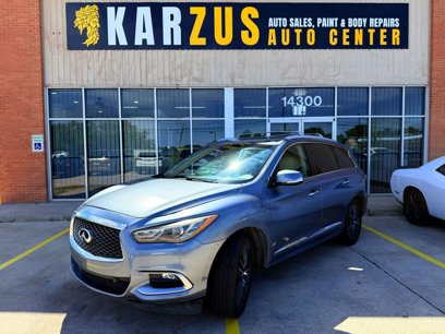 Used 2016 INFINITI QX60 FWD w/ Deluxe Technology Package