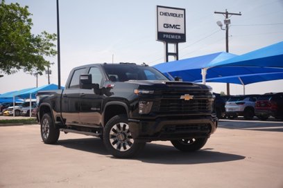 New 2025 Chevrolet Silverado 2500 Custom w/ Custom Value Package