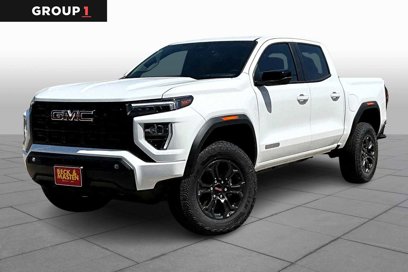 New 2025 GMC Canyon Elevation w/ Convenience Package