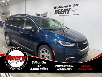 Used 2023 Chrysler Pacifica Limited