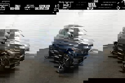 New 2025 Volvo XC90 B6 Core w/ Protection Package