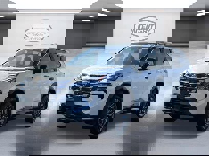 New 2024 Nissan Rogue S
