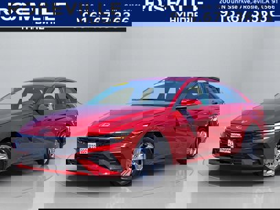 Certified 2025 Hyundai Elantra SE