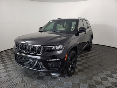 New 2025 Jeep Grand Cherokee Limited w/ Black Appearance Package