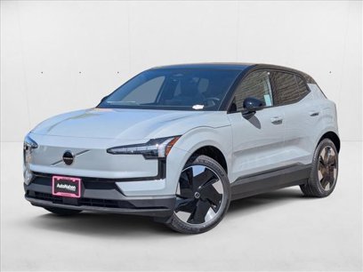 New 2025 Volvo EX30 Plus w/ Protection Package Premier