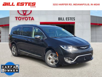 Used 2018 Chrysler Pacifica Limited w/ Advanced Safetytec Group