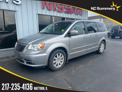 Used 2016 Chrysler Town & Country Touring w/ Driver Convenience Group
