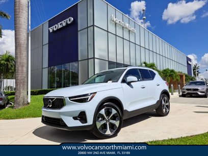 Used 2024 Volvo XC40 B5 Plus