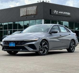 New 2025 Hyundai Elantra Sport