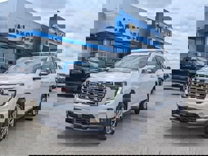 New 2025 GMC Acadia Denali w/ Super Cruise Package