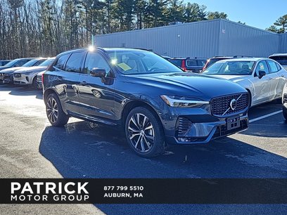 New 2025 Volvo XC60 B5 Plus w/ Protection Package Premier