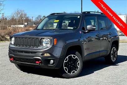 Used 2016 Jeep Renegade Trailhawk w/ Safety & Security Group