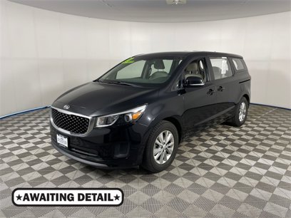 Used 2017 Kia Sedona L