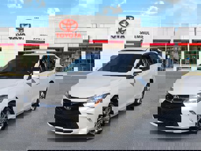 Used 2017 Toyota Camry SE