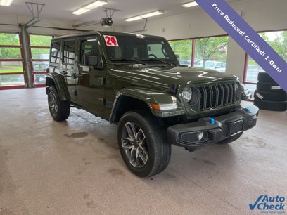 Certified 2024 Jeep Wrangler Unlimited w/ Convenience Group