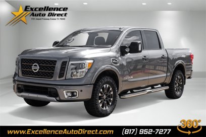 Used 2017 Nissan Titan PRO-4X w/ Pro-4x Convenience Package