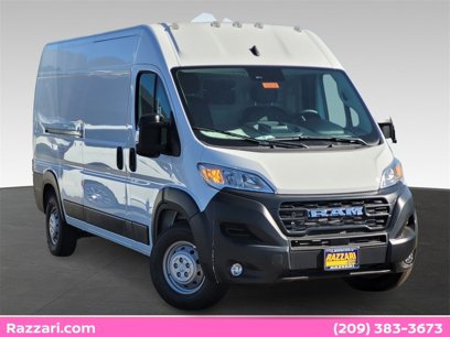 New 2023 RAM ProMaster 2500 w/ Convenience Group