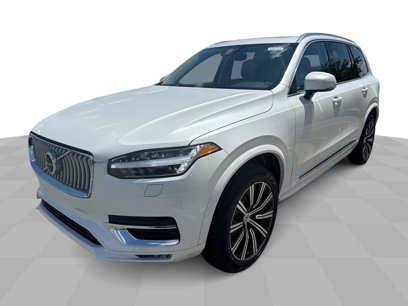 New 2025 Volvo XC90 B5 Core w/ Climate Package