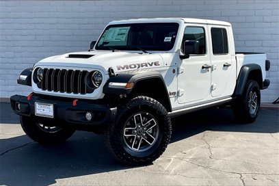 New 2025 Jeep Gladiator Mojave w/ Technology Group