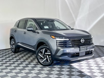New 2025 Nissan Kicks SV w/ Charging Package