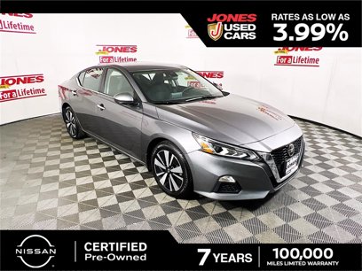 Used 2021 Nissan Altima 2.5 SV w/ SV Premium Package