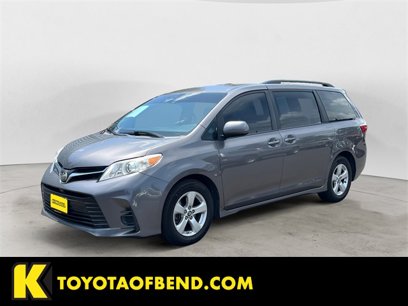 Used 2018 Toyota Sienna LE