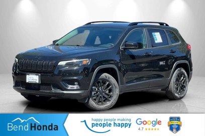 Used 2023 Jeep Cherokee Altitude Lux