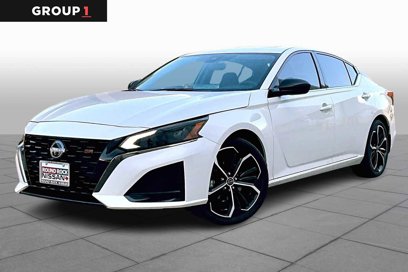 New 2025 Nissan Altima 2.5 SR