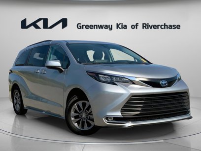 Used 2024 Toyota Sienna XLE