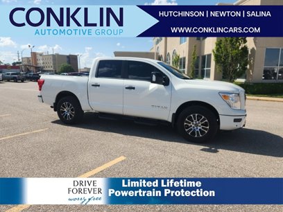 Used 2024 Nissan Titan SV w/ SV Convenience Package