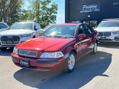 Used 2001 Volvo S40