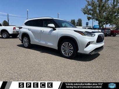 Used 2024 Toyota Highlander Platinum