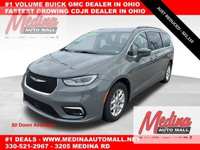 Used 2022 Chrysler Pacifica Touring-L